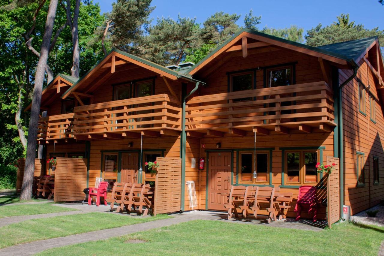 Natura Park Ustronie Morskie - Domki, Apartamenty מראה חיצוני תמונה
