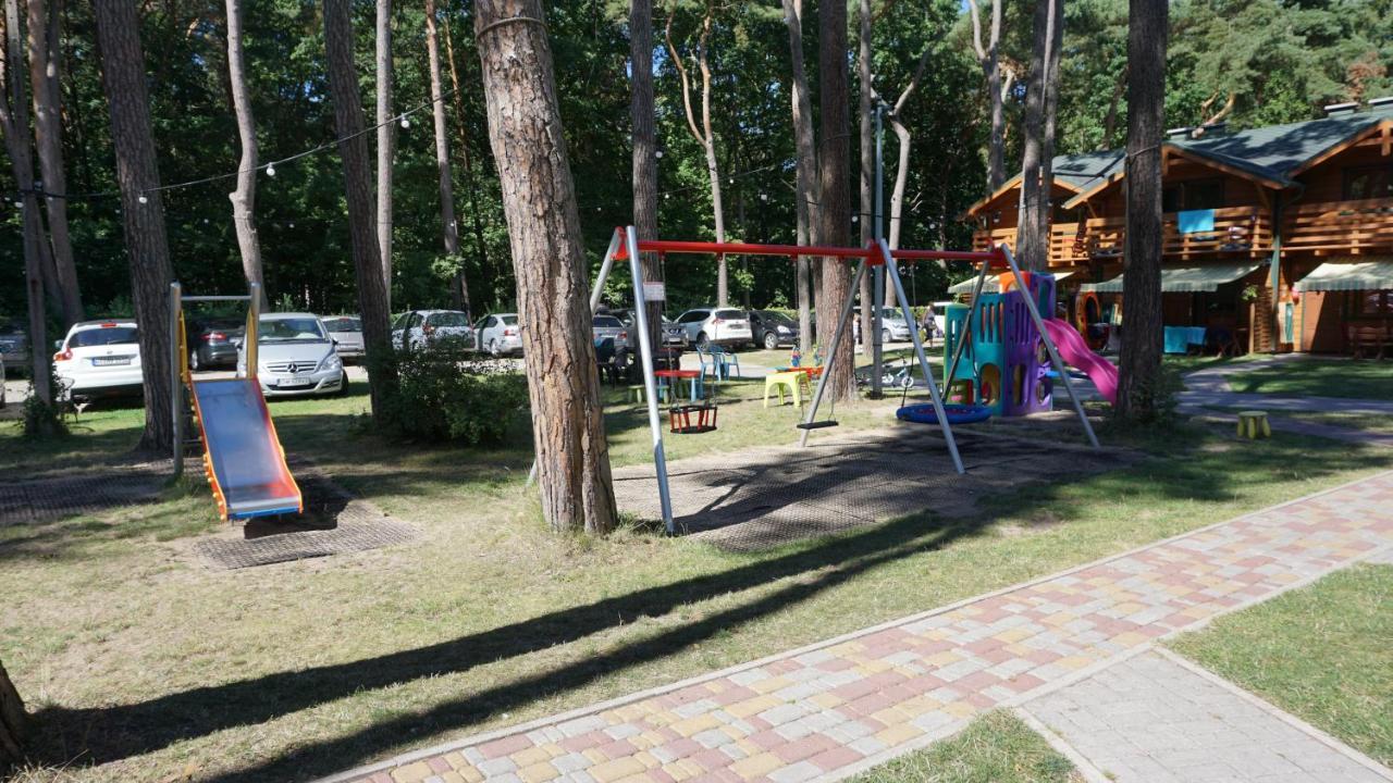 Natura Park Ustronie Morskie - Domki, Apartamenty מראה חיצוני תמונה