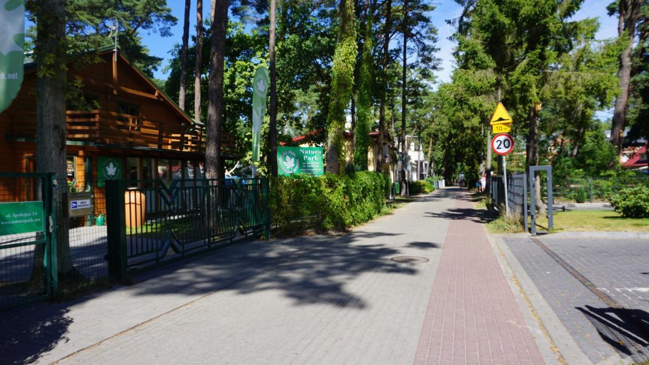 Natura Park Ustronie Morskie - Domki, Apartamenty מראה חיצוני תמונה